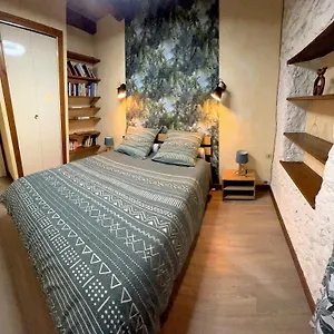  Apartment Le Thiou Paradise France